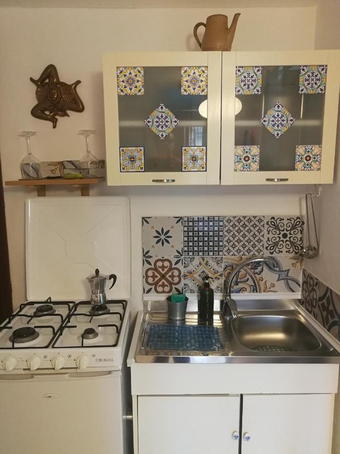 Casa Vacanze Il Girasole Caltagirone Exterior foto